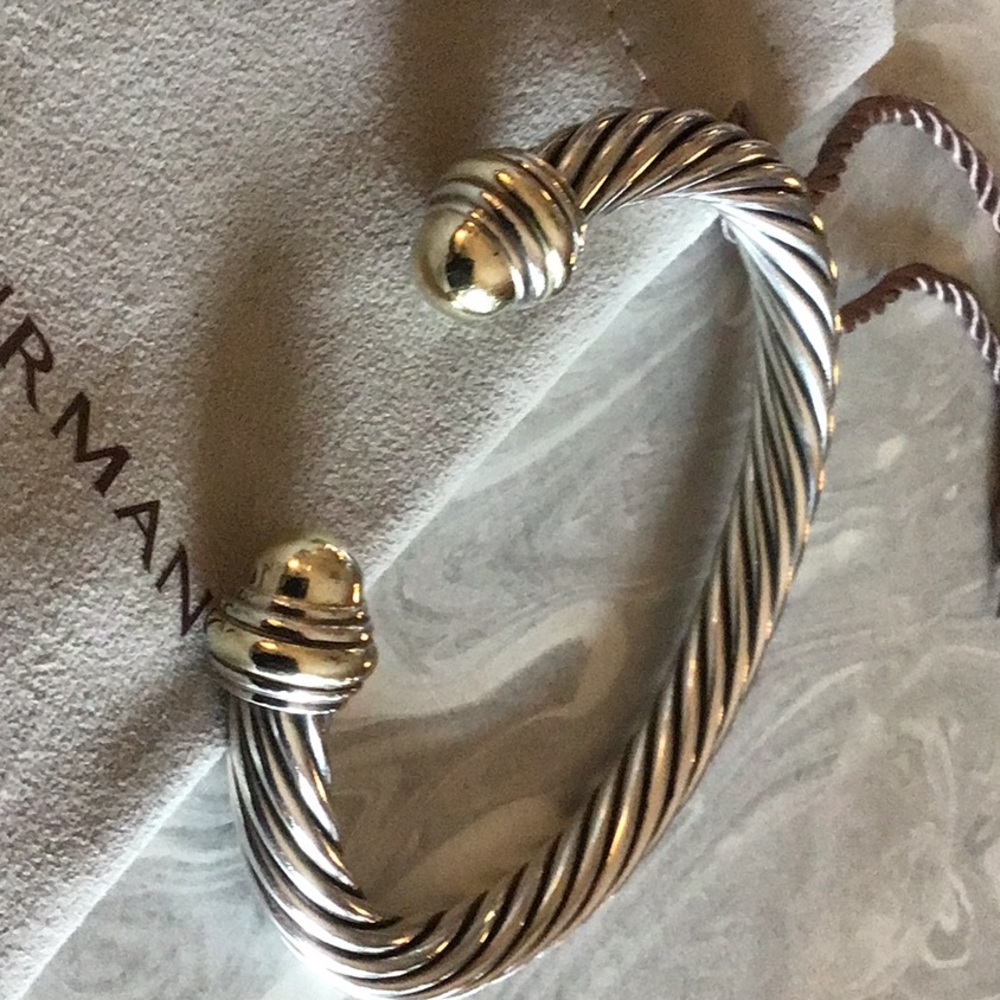 David Yurman, Cable Bracelet, 7mm, Size M, Gold Domes